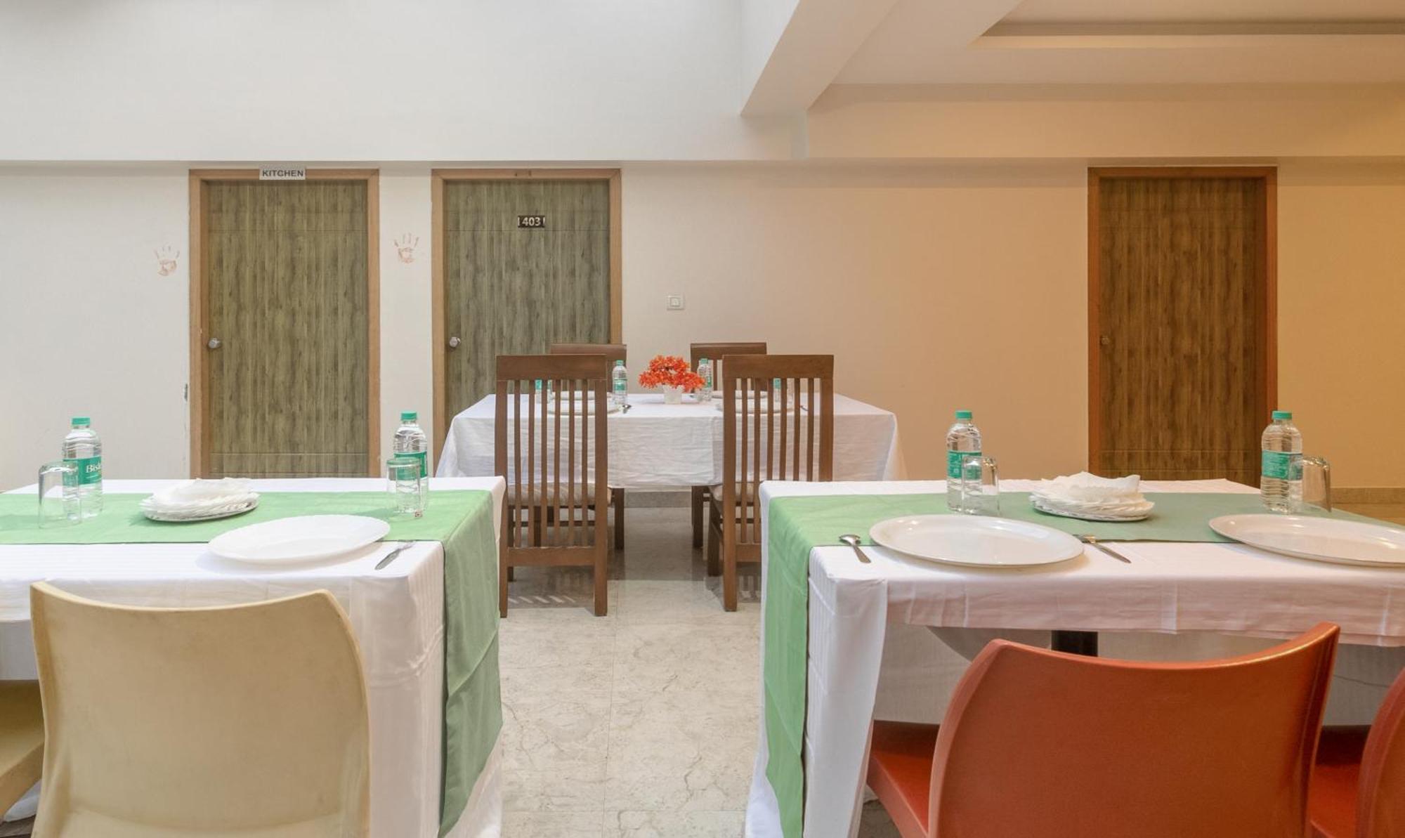 Treebo Anjani Fortune Suites Bangalore Buitenkant foto